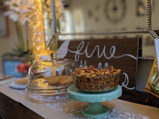 Five Butterflies Lodging