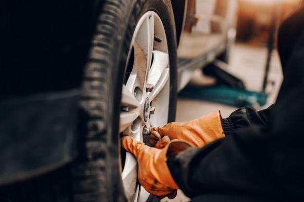 Hometown Customs Auto Service Center