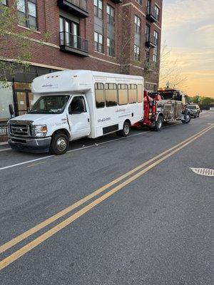 Double J Towing & Transport