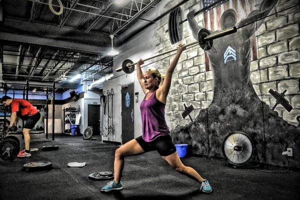 Weight lifting for women in Plano, Texas | CrossFit classes for women in Dallas, Texas