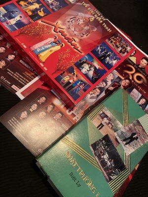 Bich Thu Van Music & Gifts