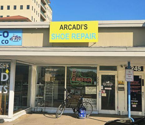 Arcadi's Shoe Repair