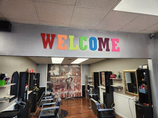 Head Shots Hair Studio