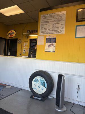 Lube-N-Go waiting room