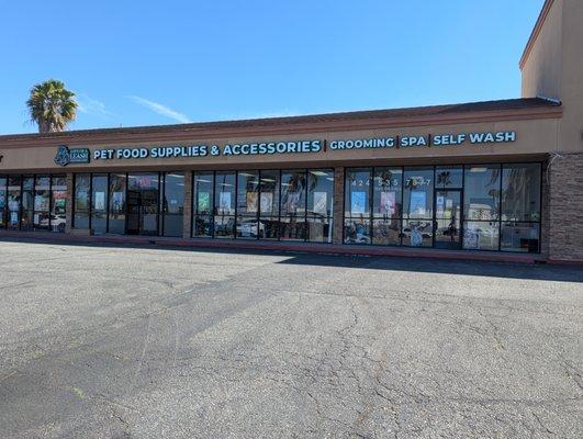 All your pet Supplies, Pet Food, Treats, Toys and other accessories . Self Wash Bath Station too