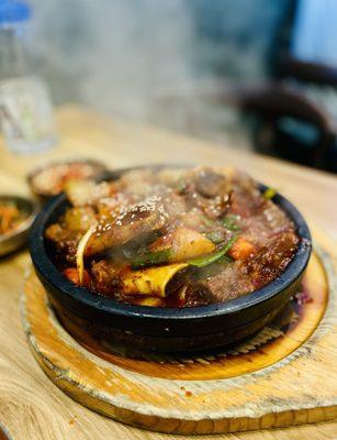 Daeho Kalbi Jjim & Beef Soup