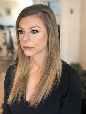 Daisy makeup and hair