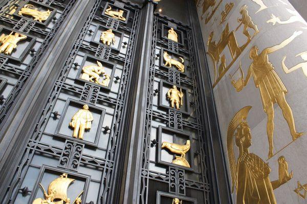 Brooklyn Public Library - Borough Park Library