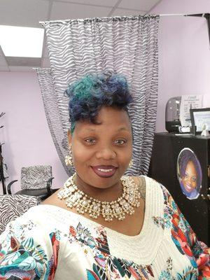Book your next appointment for your customized hairstyle just for YOU For appointments call Dree Nash 864-386-5384 #CEUINSTRUCTOR