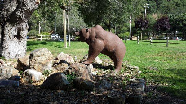 Grizzly Bear Statue