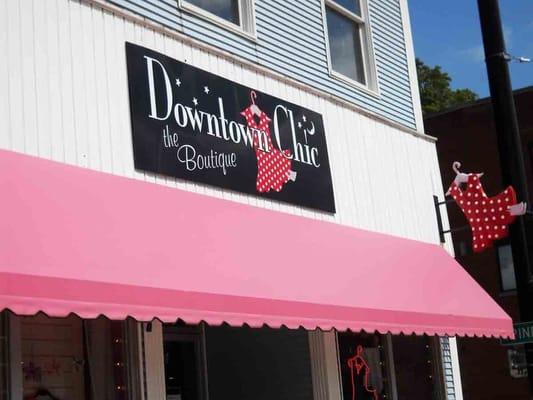 Downtown Chic at East Aurora