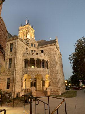Comal County Courthouse