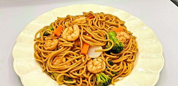SHRIMP LO MEIN