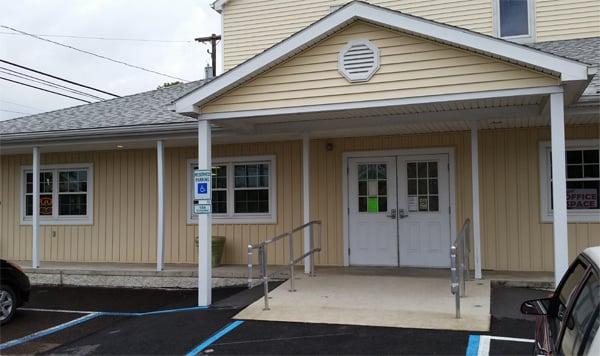 Yukon Cards & Comics