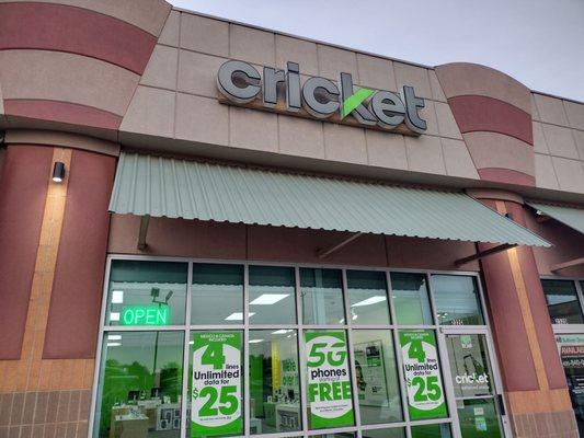 Cricket Wireless - Air Depot Blvd