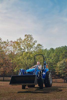 MT2 SERIES LS TRACTOR
