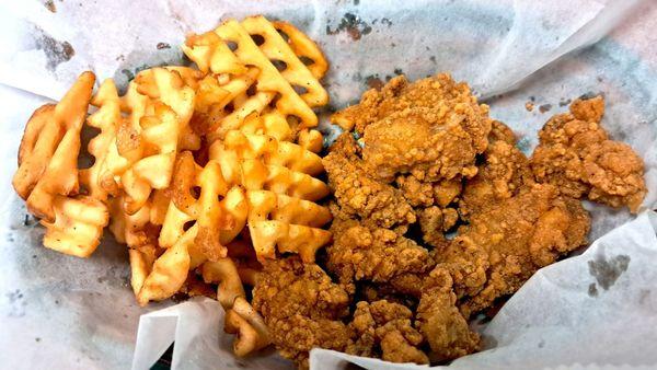 Fried oysters basket