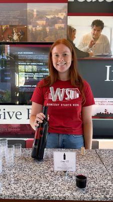 Free wine sample on Apple Cup Friday (and Saturday) 2025