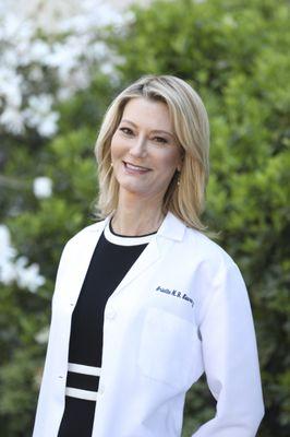 Dr. Arielle Kauvar