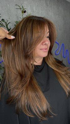 Color
Cut
Tratamiento
Blow dry