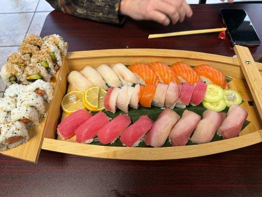 Sushi boat for 2. 3 rolls and 16 pcs of Nigiri.