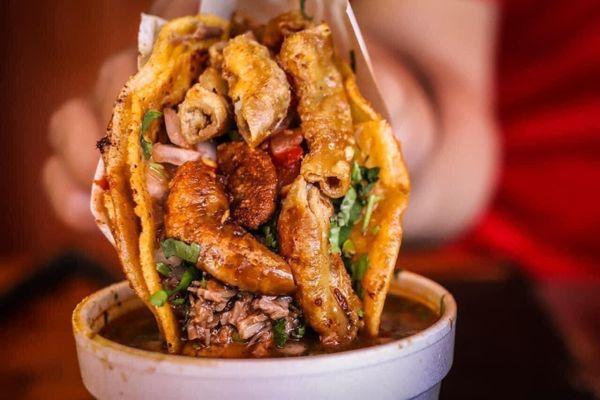 Taco Perron
(Birria, tripa dorada)