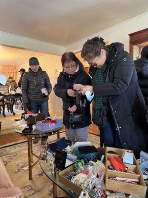 Antiques Estate Buyers