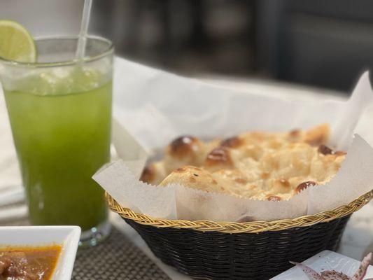 Tandoori Naan Freshly organic Juice