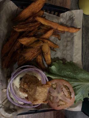 Cruisin' Burger with sweet potatoes fries