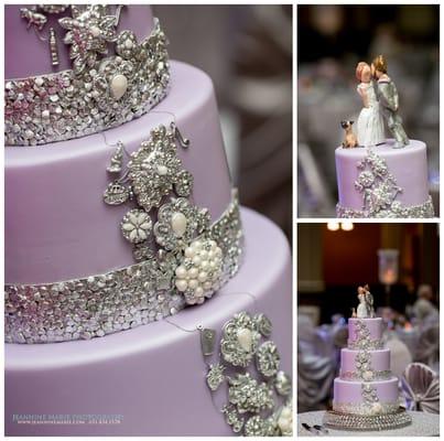 Beautiful wedding cake designed by Gateaux Inc.
http://www.jeanninemarie.com/