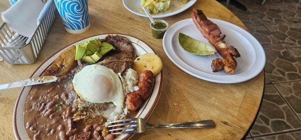 Bandeja Paisa