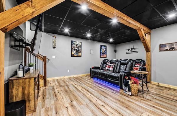 Floyd’s Flooring & More