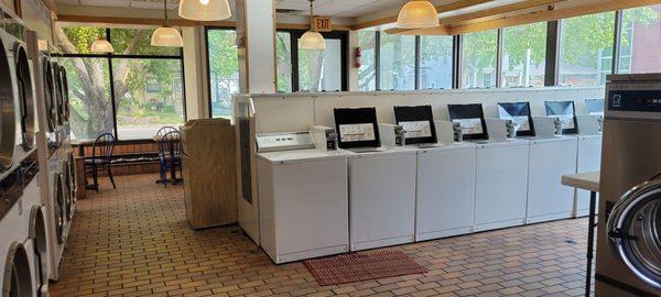 Kelly Laundry Service