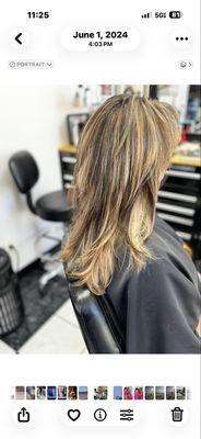 Brunette blond envelope Daisy is the best colorist and doesn't create breakage by frying your hair, quit the opposite!