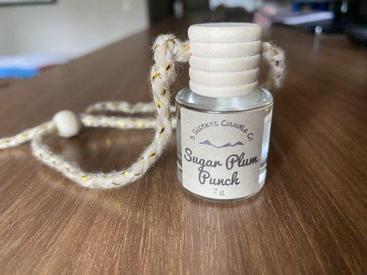 Car essential oil diffuser from Sisters Candle Co.