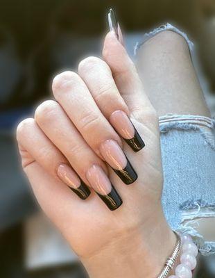 Unique Nails  did a great job  Thank you Kai