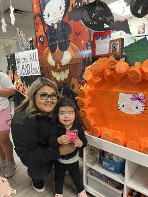 We love to promote fun family activities!