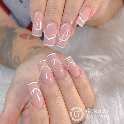 simple outline French nails on nude natural shade