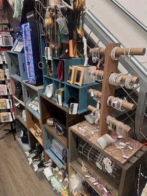 C'est La Vie Affordable Fashions