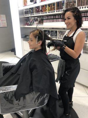 Victoria, The Mane Artist