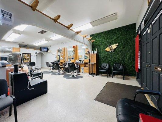 Angelique's JJ Beauty Salon