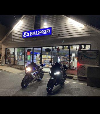 E's Deli & Grocery
