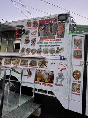 Taqueria Karnicerito