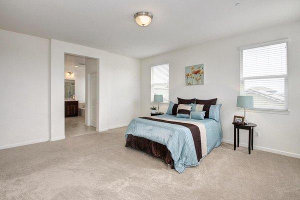 Exit Stage Right, Staging & Cleaning