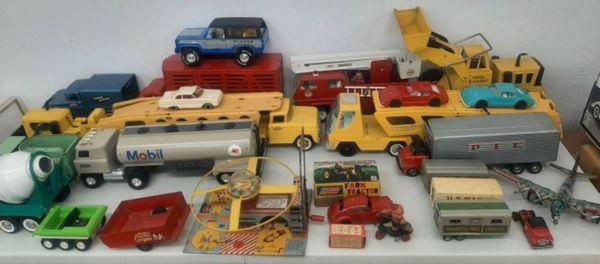 Absolute Collectibles