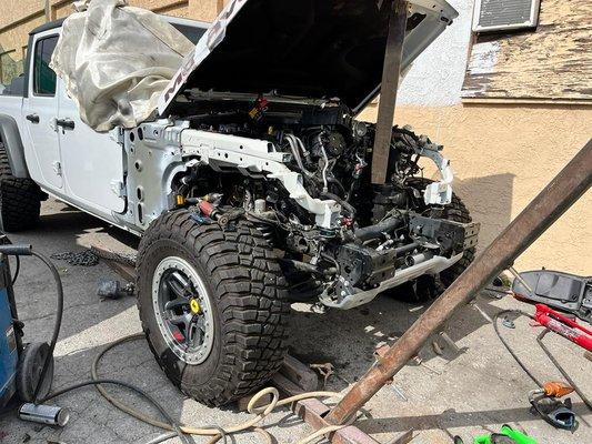 2021 jeep gladiator Mojave edition before pic