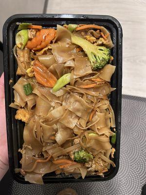 Pad see N2. Pad See-Ew Noodles