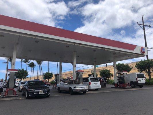 76 Gas Station Maalaea