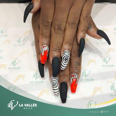 LA VALLEE NAILS