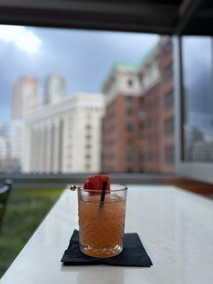 "Peach spritz"
